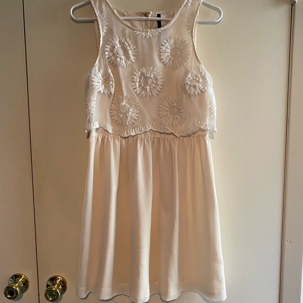 Kensie Ivory Floral Dress